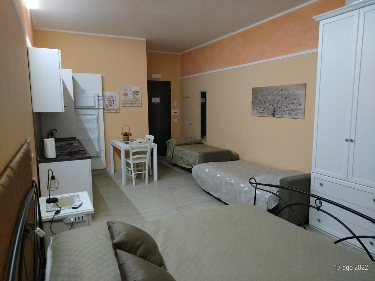 Alloggio Salmone Nel Cuore Di Soriano Soriano nel Cimino Bagian luar foto